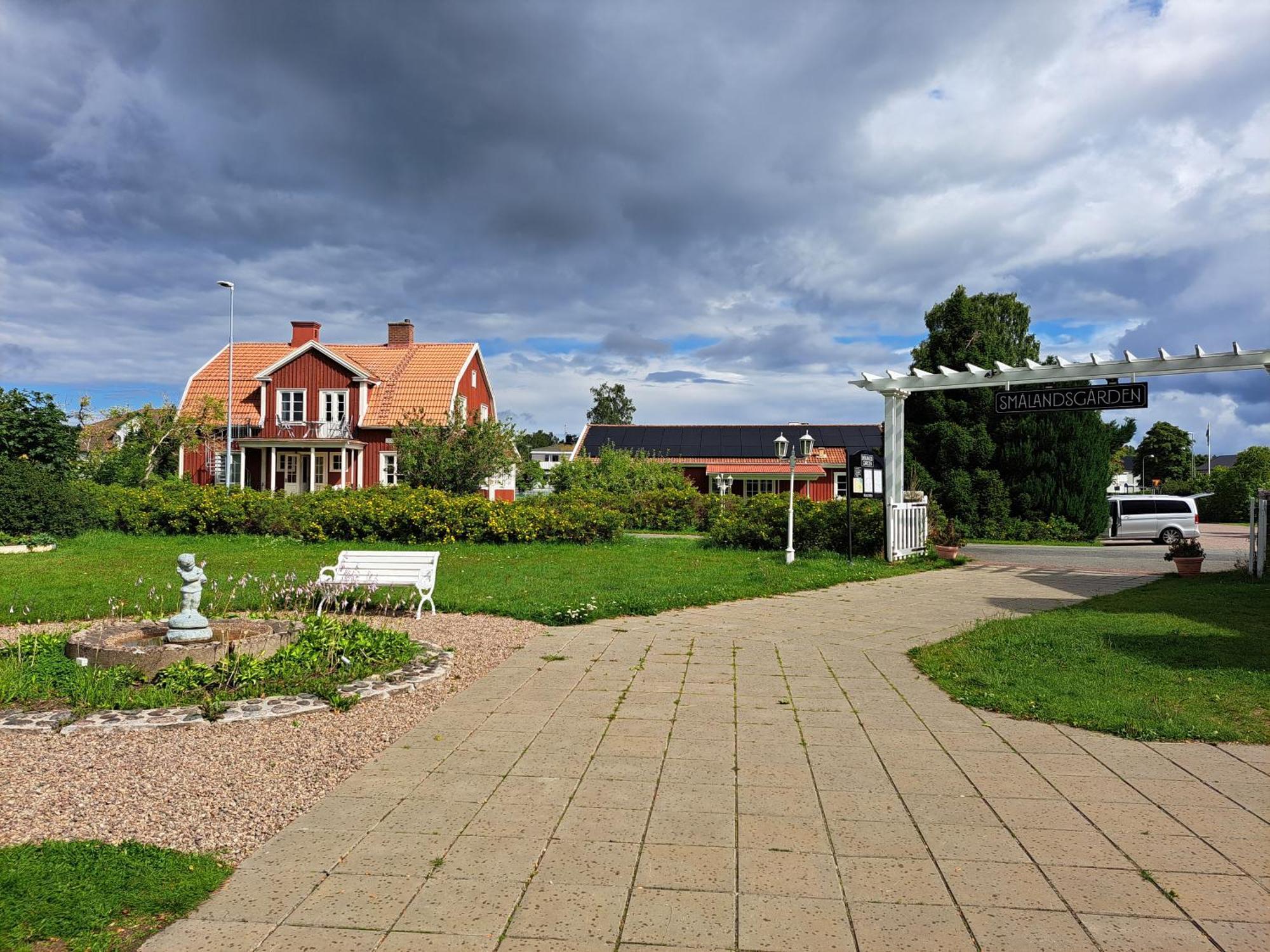 Smalandsgarden Otel Gränna Dış mekan fotoğraf